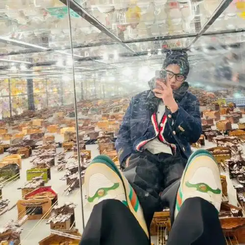 肖战超话秘密花园小合集  #肖战#xz#肖战顺顺利利#  @x玖少年团肖战