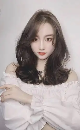 2021 超瘦脸又减龄 造型烫_发型