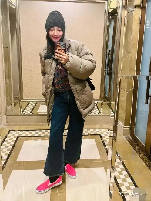 每逢佳节胖三斤,白百何体形变化明显,网友:这个年过得不成功