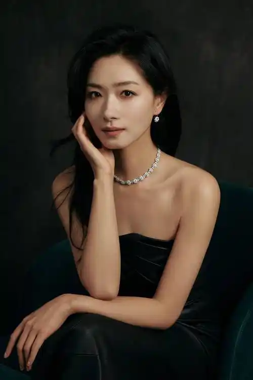 时尚媒体|海瑞温斯顿惊艳白玉兰|广州时尚媒体 集团 传媒