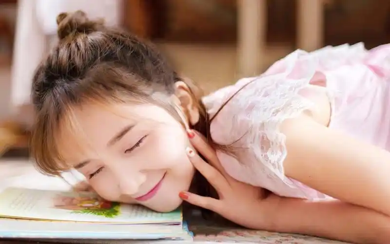 甘露粉嫩性感写真,高清壁纸图片,大陆明星-回车桌面