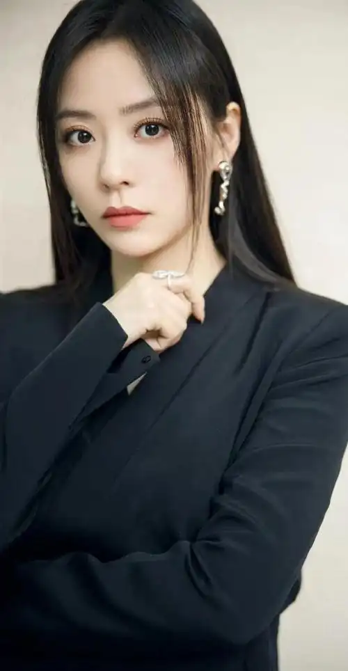 张靓颖:痴爱冯轲15年,离婚5年后两人生活境况天差地别|唱片|张碧晨