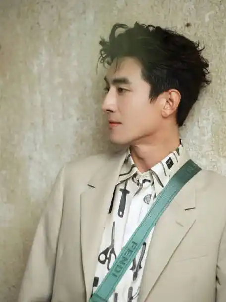 林更新#林更新营业日记#林更新工作室的微博视频