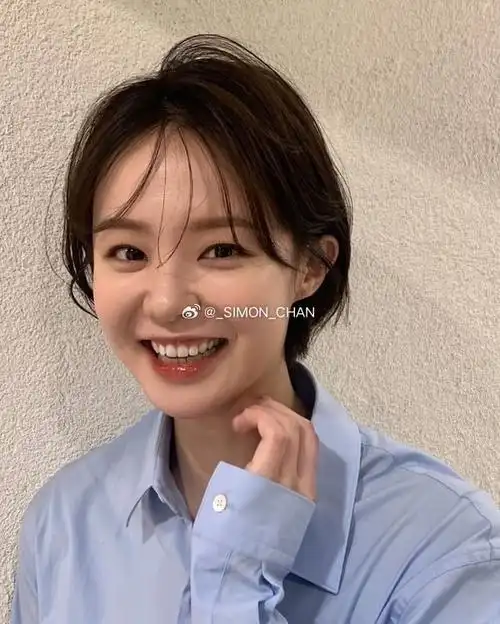 2024夏季小脸发型推荐:"扁平后脑勺,短发"首重"蛋形"轮廓