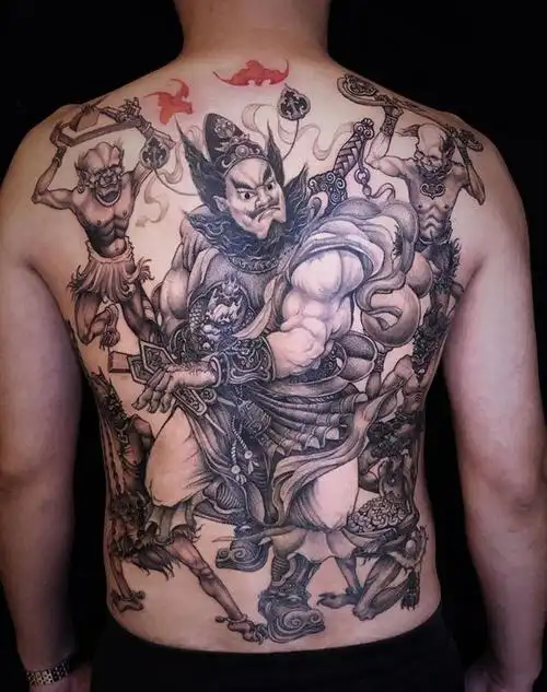 五鬼进财纹身图片_背部纹身图案