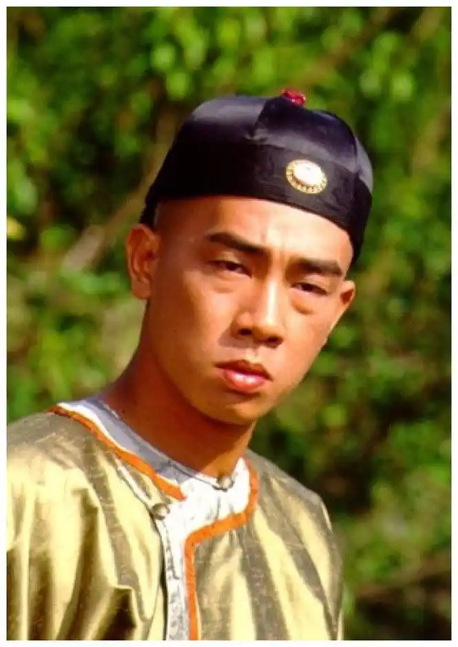 陈小春版《鹿鼎记》演员现状!双儿二婚嫁豪门,康熙退圈上北大!