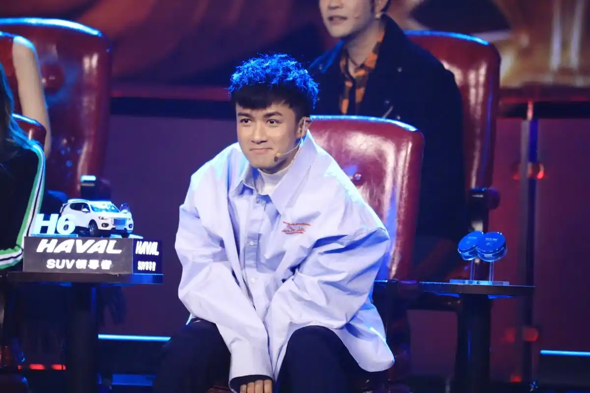 古巨基《蒙面唱将猜猜猜》第三季正式开播.