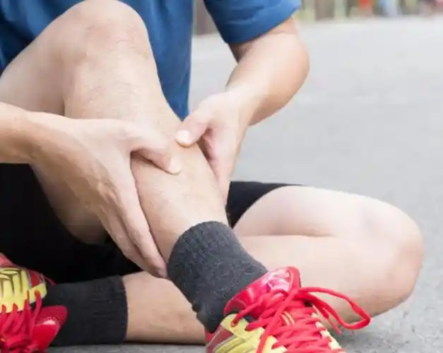 小腿前侧疼痛,是肌肉劳损还是应力性骨折,医生教你分辨