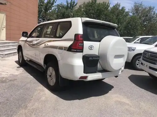 21款霸道3000五月亲情价钜惠五十余万裸