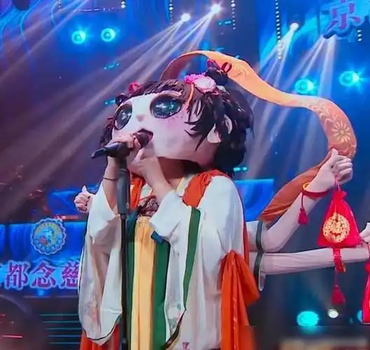 李雪琴蒙面唱将仙女赐福,展现歌唱才华,观察团的评价怎样?