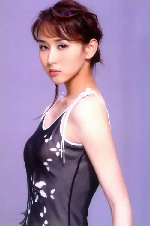 逸名网名人大全:胡静的照片,胡静的图像资料,胡静的相片.