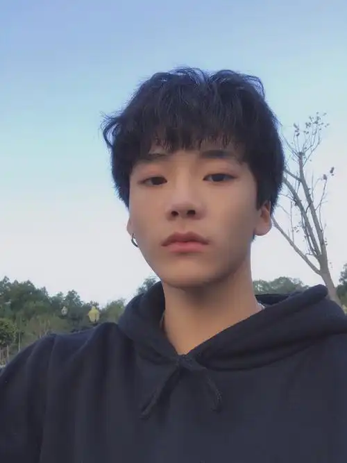 普通男孩玻璃心. 2周前