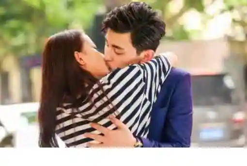 1,李沁没有公开恋爱的信息,其实关于李沁男朋友的绯闻真的不少,但是