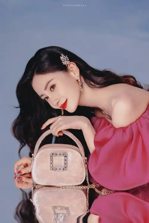 angelababy天鹅幻境氛围感大片