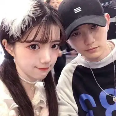 qq情侣头像恩爱幸福一对两张 好看的qq情侣头像大全