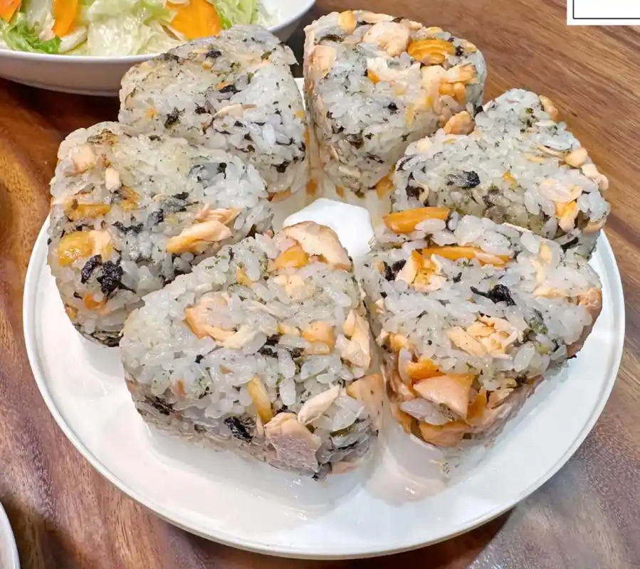 晚餐大公开三角饭团大爆发口感超级赞