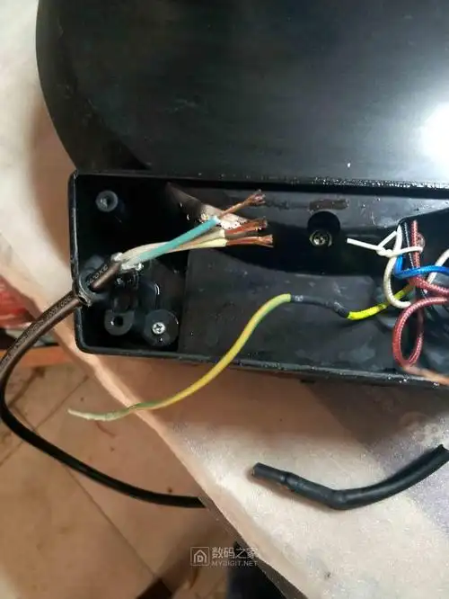 拆修个电饼铛美的牌的接线20190917