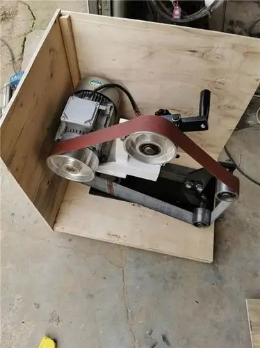 车床胶辊打磨机抛光机辊筒外圆抛光机金属圆管拉丝砂带机