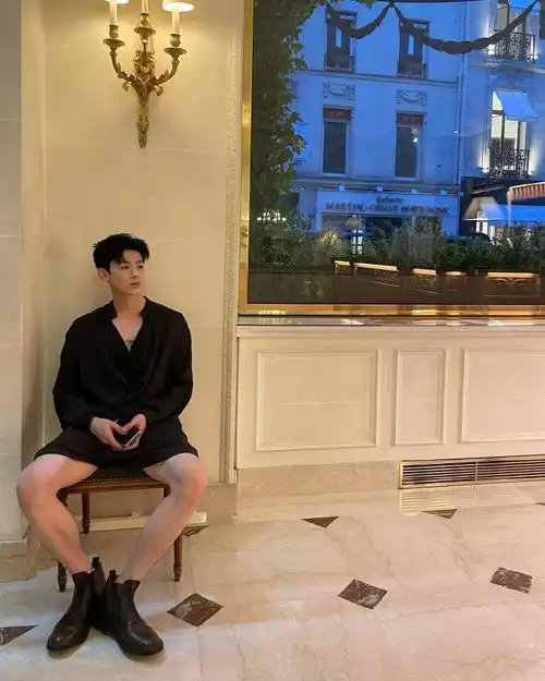 白敬亭##白敬亭桑延