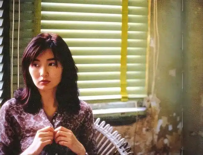 回顾张曼玉多段感情无疾而终58岁未婚无子女已放弃寻找另一半