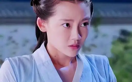 被冯小刚怒怼太能装,这辈子别想红,苗苗做了什么?|编剧|何小萍|电影导