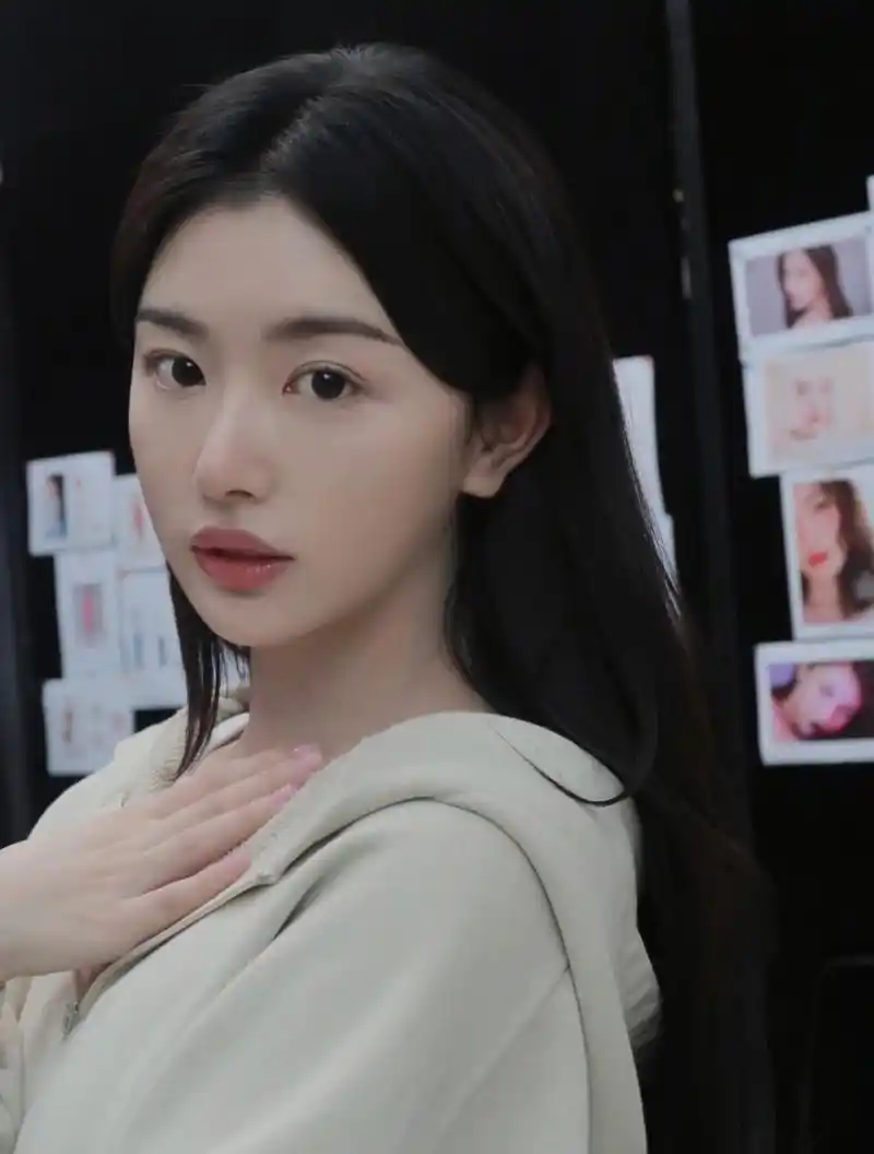 孔雪儿#  一些素净时刻91