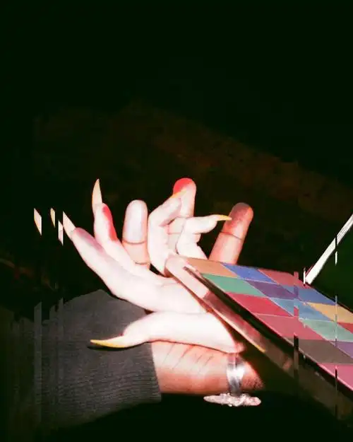 因"无人区玫瑰"走红,推出冲浪泳衣,byredo还有哪些我们不知道的业务?