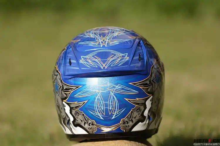 shoeix11头盔蓝色大公牛卖或换已出