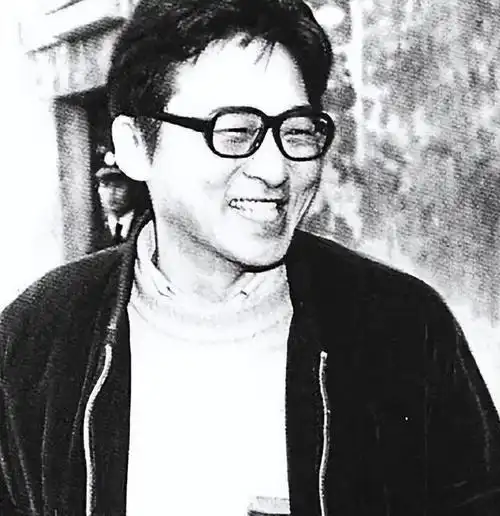 被"恋足"前夫纠缠30年,爆难以启齿的私密事,她却淡然一辈子!