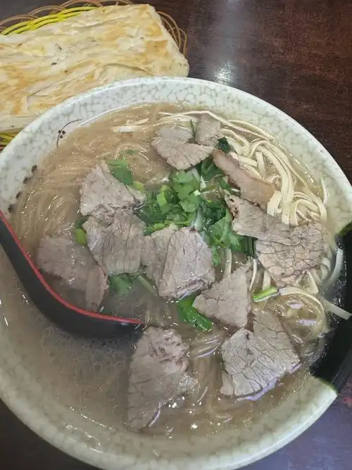 牛肉粉丝汤