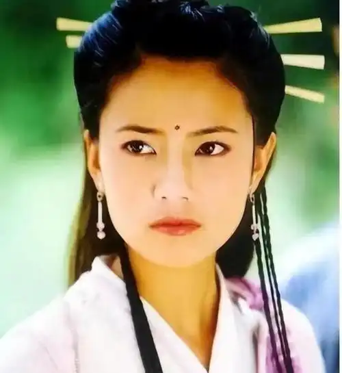 娱乐圈中"苦相脸"的女演员,面相都有什么特点?