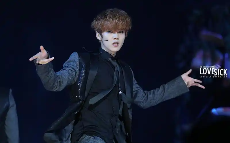 必看!鹿晗饭拍 131122 mama-growl(咆哮) time control by lovesick