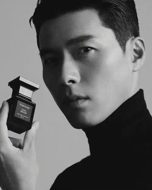 玄彬久违拍大片气场全开!黑白装造型彰显魅力大叔,俊朗脸太帅气