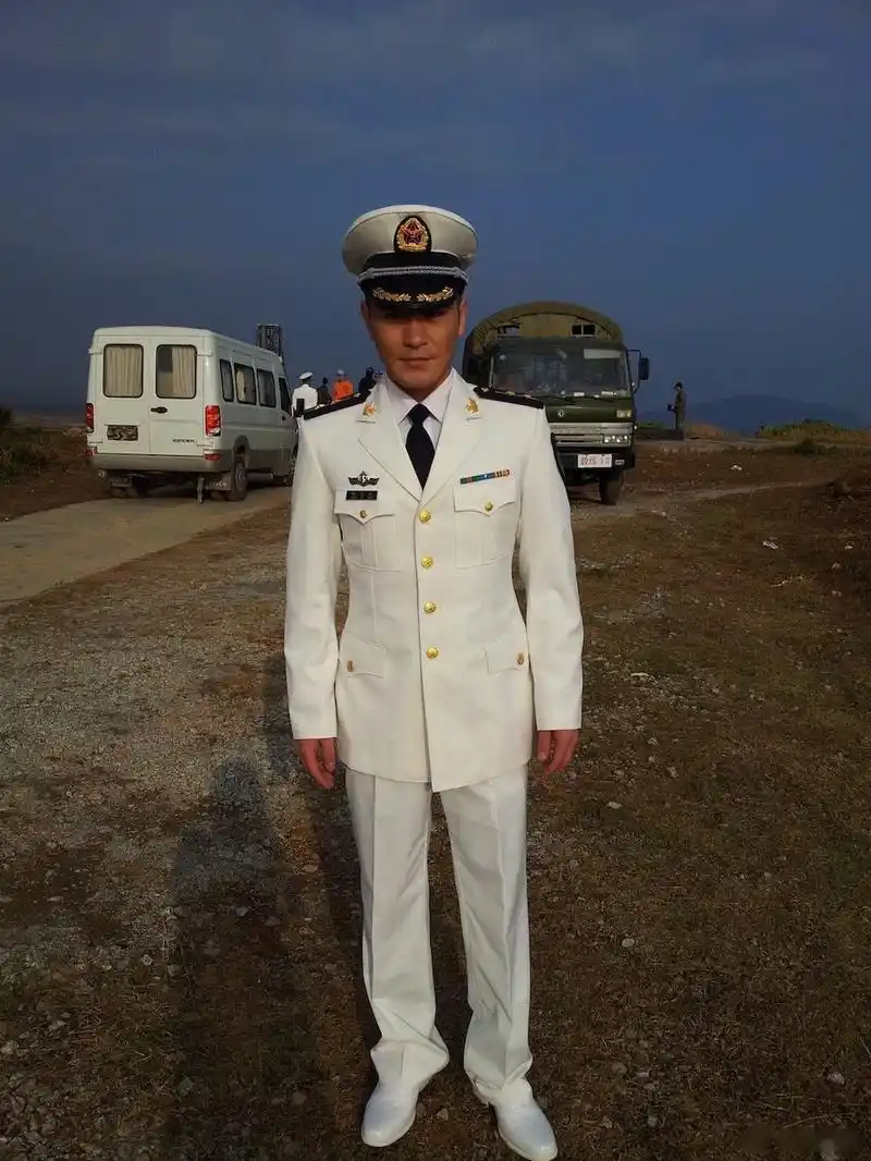 我爱这蓝色的海洋,人民海军70周年生日快乐!