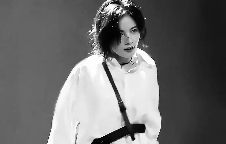 忍不住了 我要为赵粤的短发正名75157575(赵粤短发 赵粤帅