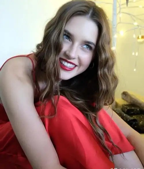 全球百位最美面孔中国有5人上榜娜扎87名第1名是亚洲面孔