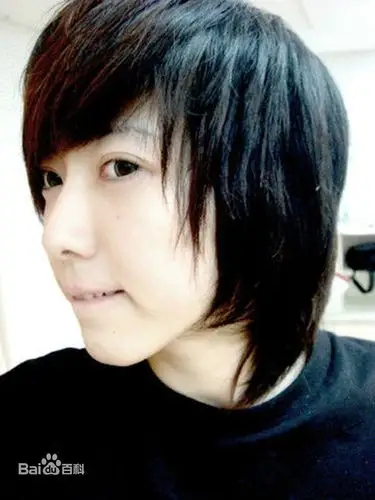 刘忻个人简历资料最新消息-明星库-中国时尚网