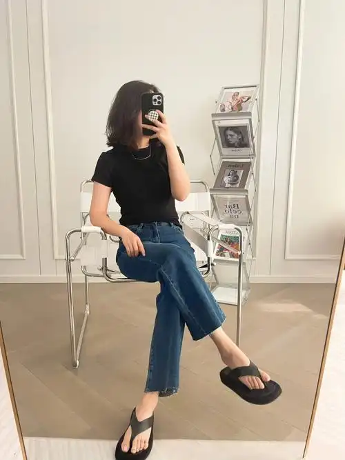 适合小个子的九分微喇牛仔裤