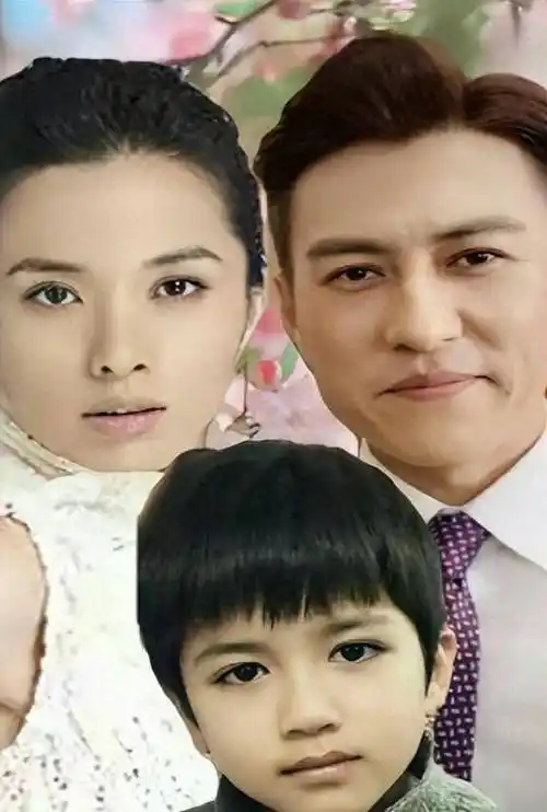 老婆李佳不仅聪明还漂亮,8岁儿子颜值超高_时尚_条纹_休闲