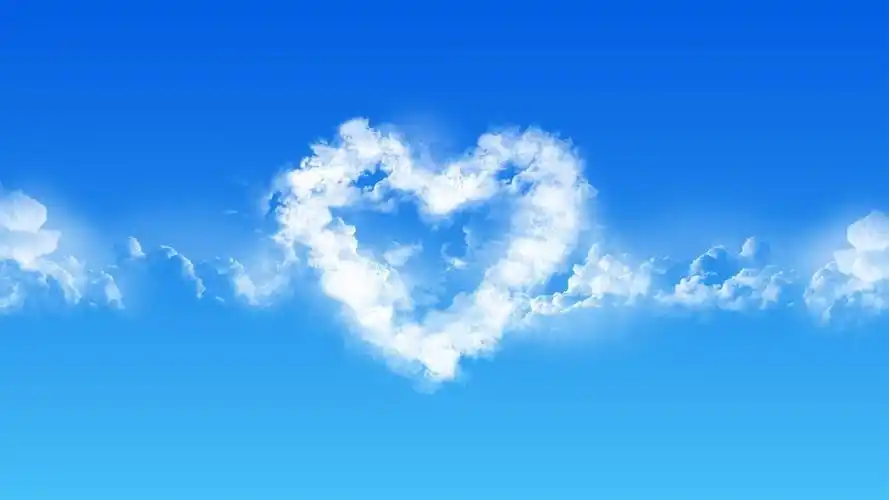 天空中的心形云朵高清原图下载,天空中的心形云朵_风光电脑壁纸-壁纸