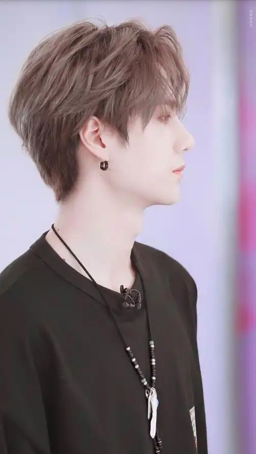 王一博外在吸引我的十大理由(有粉丝滤镜,不喜勿进)