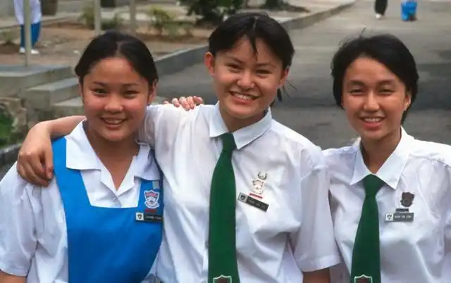 马来西亚华人坚持让孩子上汉语学校,却被当地人称为"种族主义者"_网易