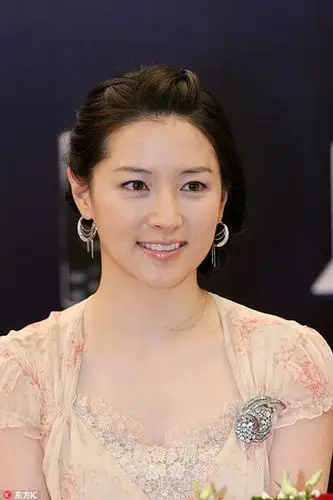 李英爱"逆龄"进化史怎么看都比11年前还年轻