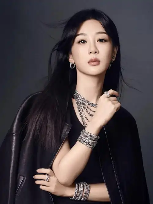 杨紫apmmonaco全球品牌代言人