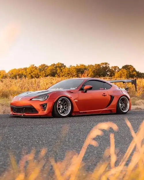 丰田86,帅气的身姿,有谁能不爱呢