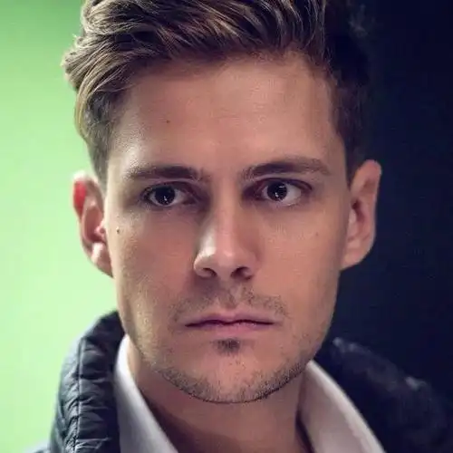 全球最帅男演员遭乌克兰外交部抵制,被好莱坞除名了!