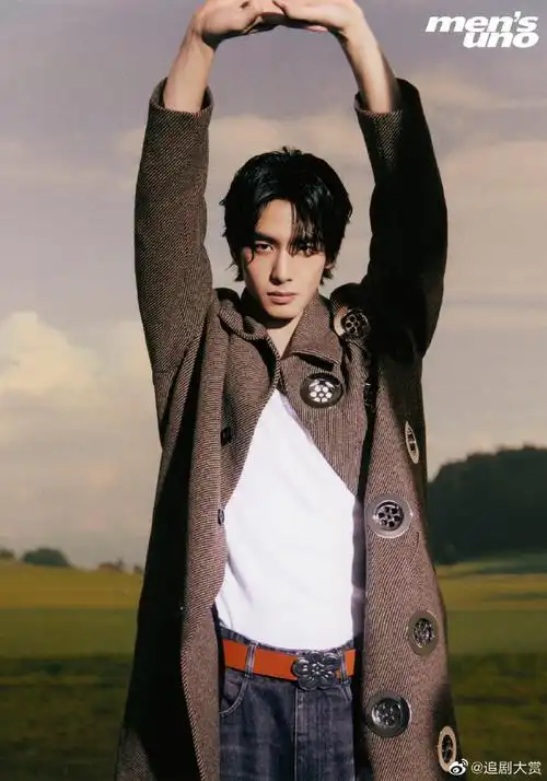 宋威龙风度内页大片##宋威龙风度十月刊内页大片