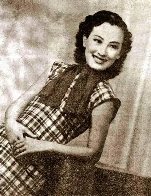 小红香港流浪歌手资料