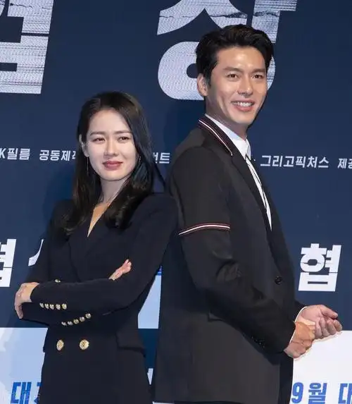 孙艺珍玄彬公开恋情盘点二人的同框造型果然是国民cp