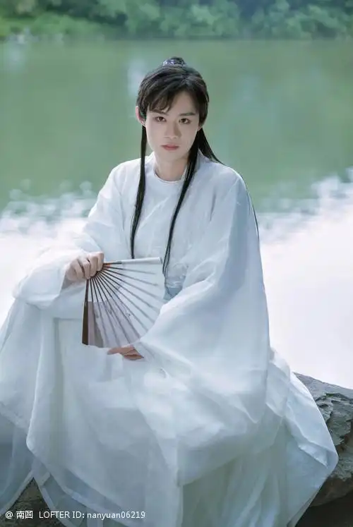 南圆关注打开新页热度(1)评论(1)推荐短视频cv羊仔 cv夏日的羊屁屁轩